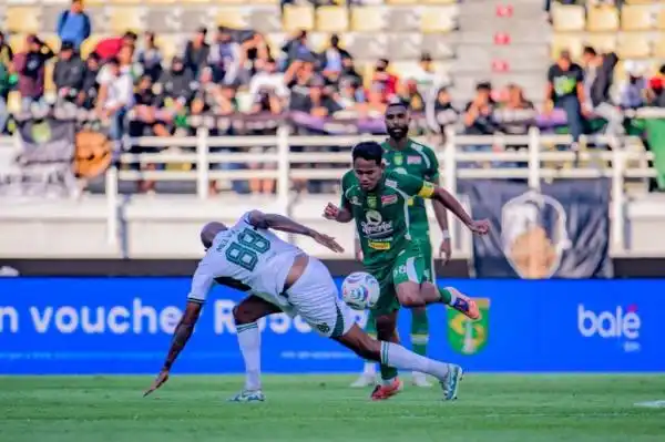 Persebaya Bangkit Dua Kali, Gol Menit Akhir Amankan Hasil Imbang dari PSS Sleman