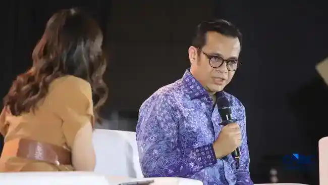 Komdigi Kaji Penandaan Konten AI untuk Menjaga Keaslian Informasi