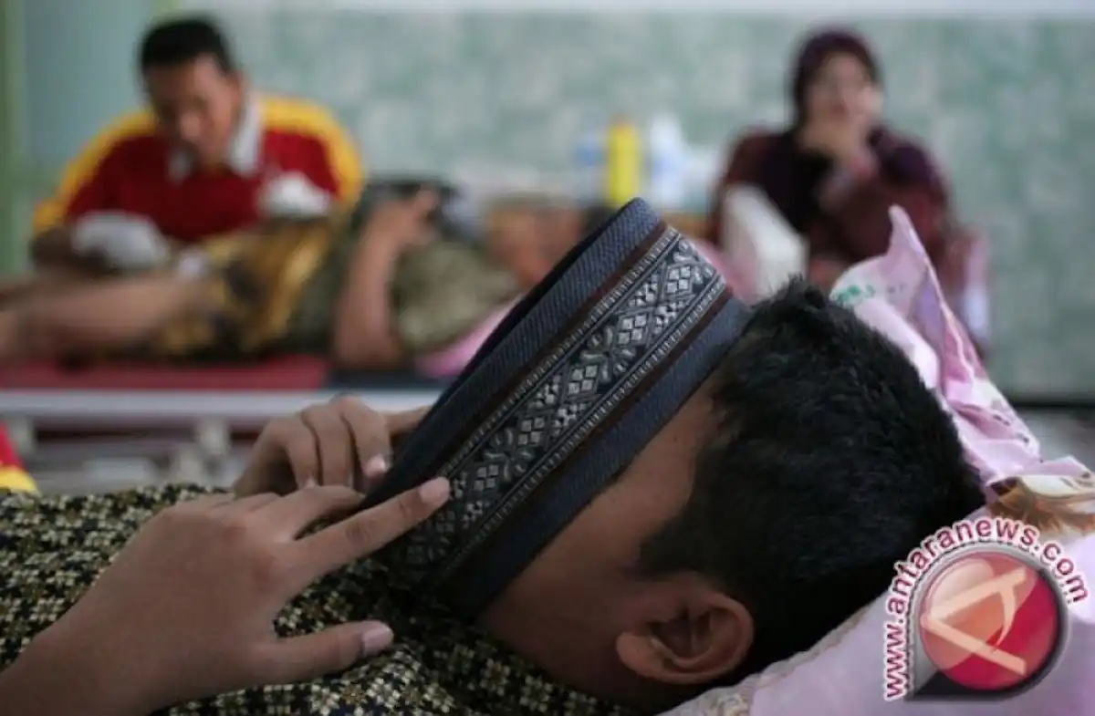 Lima Puluh Anak Pesisir Bantul Terima Layanan Sunat Gratis