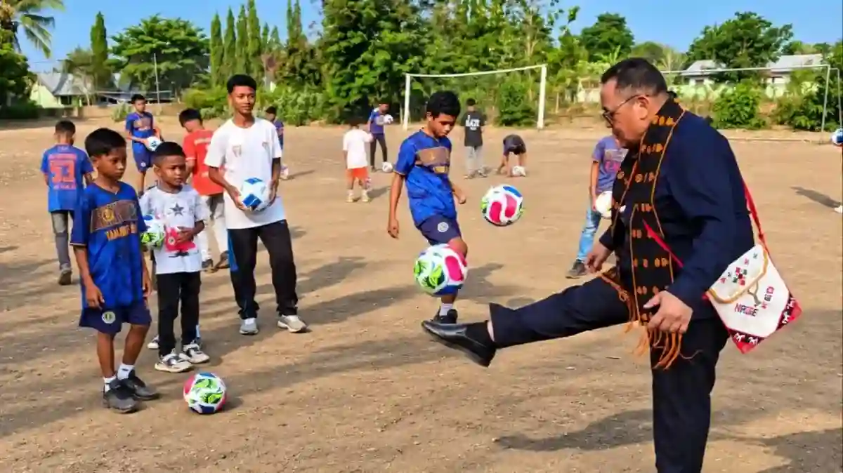 Dukungan untuk Sepak Bola Usia Dini dan Pendidikan Anak di Nagekeo