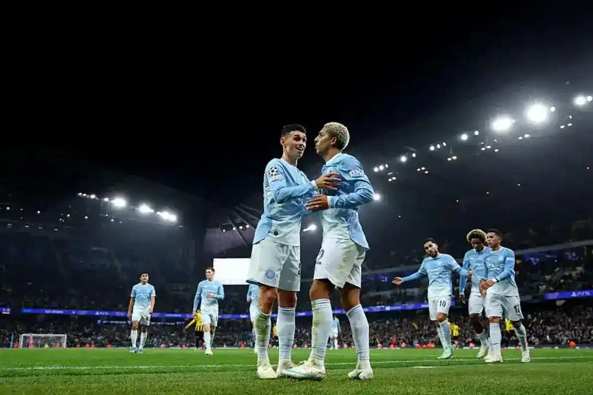 Foden Borong Tiga Gol, Manchester City Tekuk AEK Athena 5-1