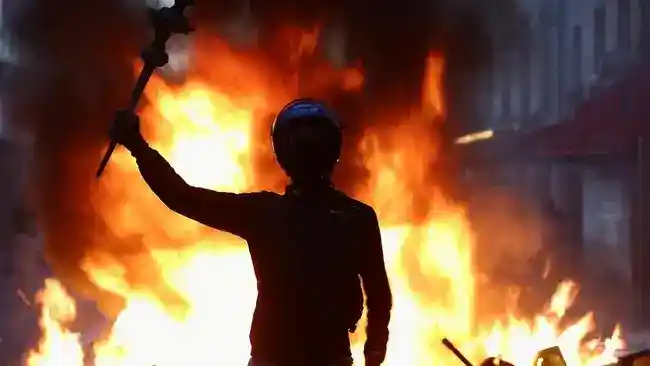 Prancis Perketat Pengamanan Usai Kerusuhan, Jam Malam Berlaku di Sejumlah Kota