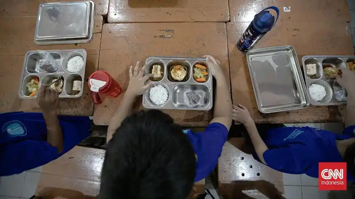 Temuan DEN: MBG Lebih Banyak Diterima Siswa dari Keluarga Mampu