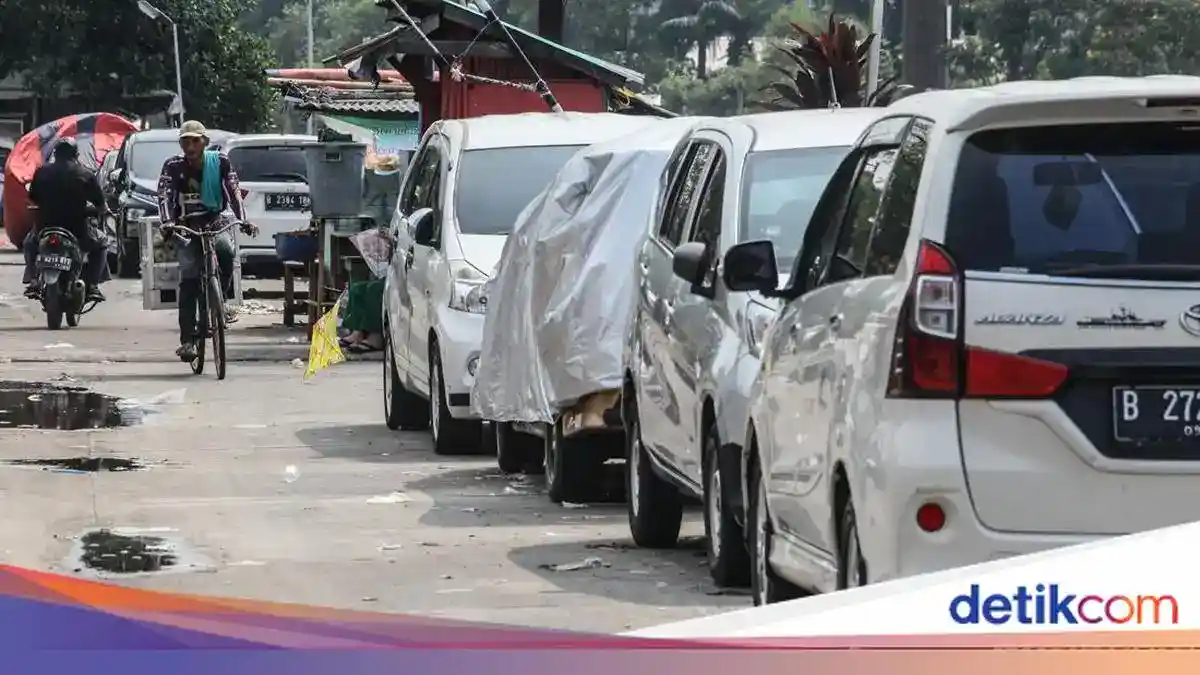 Aturan Garasi bagi Pemilik Mobil di Jakarta dan Sanksi Parkir di Jalan