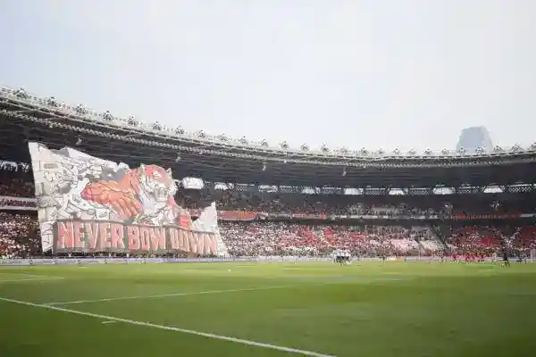 Persija Dijatuhi Sanksi Usai Insiden Suporter Kontra Persita
