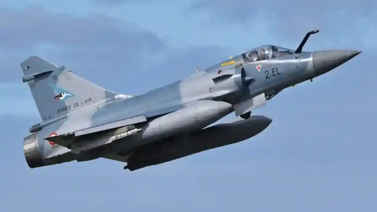 Kecelakaan Mirage 2000D di Prancis: Pilot Tewas, Navigator Masih Dicari