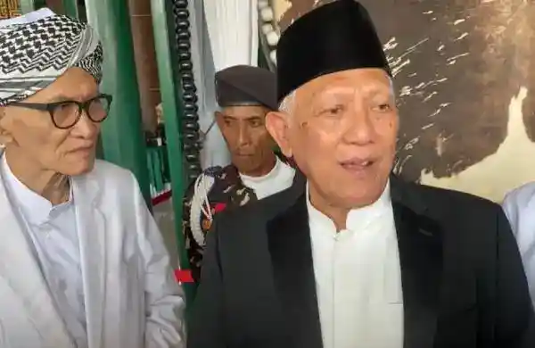 Seruan Salat Istisqa untuk Karhutla Menggema dalam Apel Hari Santri di Jombang