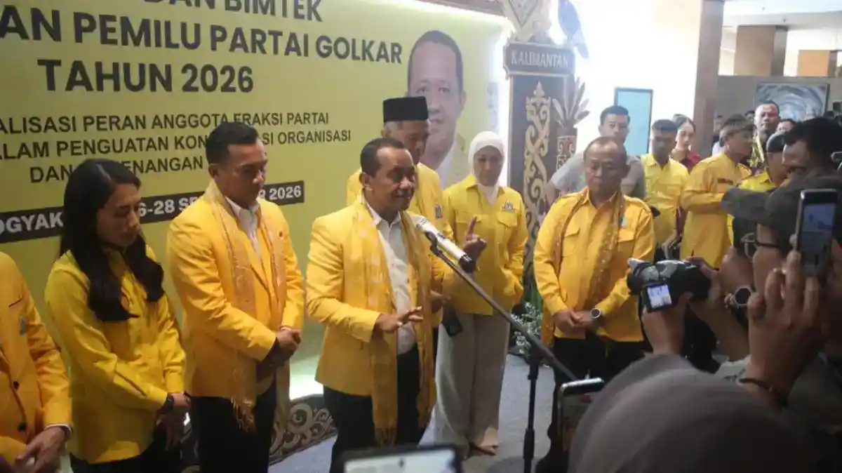 Bahlil Tegaskan Golkar Menghormati Proses Hukum Nusron Wahid