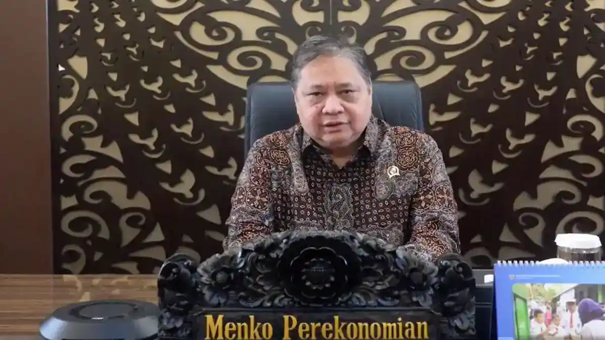 Airlangga Luruskan Isu Ponsel Gratis, Tegaskan Tak Ada Rencana Pemerintah