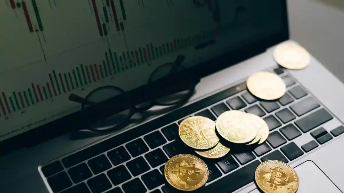 Menyikapi Peluang Investasi Teknologi dengan Pertimbangan Matang