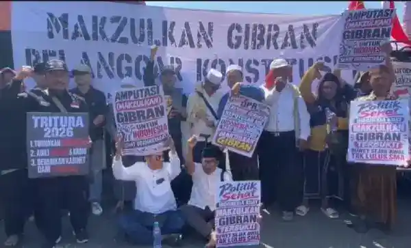 Aksi Ulama di DPRD Jawa Timur Soroti Syarat Pendidikan Wapres Gibran