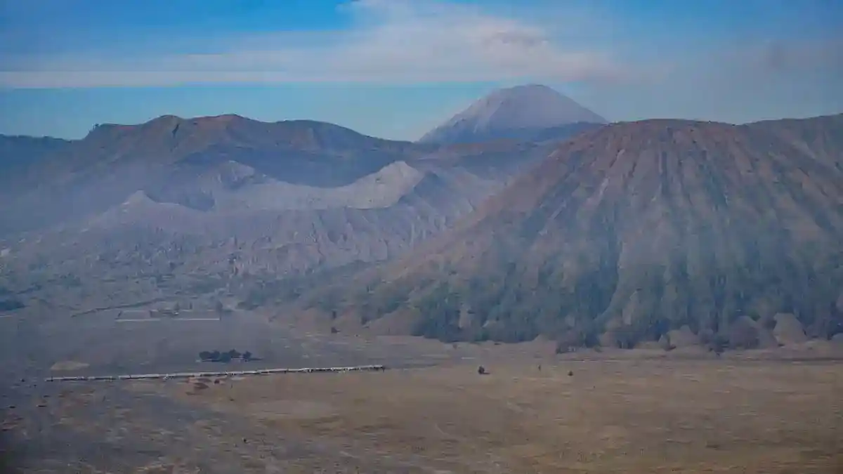 Penanjakan Bromo Dibuka Lagi Setelah Pemantauan Pastikan Tak Ada Titik Api