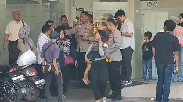 395 Orang Terdampak Dugaan Keracunan MBG di Cirebon, Kepala SPPG Terancam Dipecat