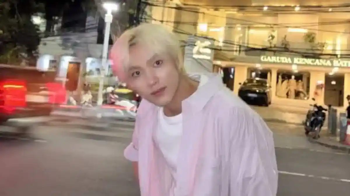 Potret Santai Haechan di Senopati Jadi Perbincangan NCTzen Indonesia