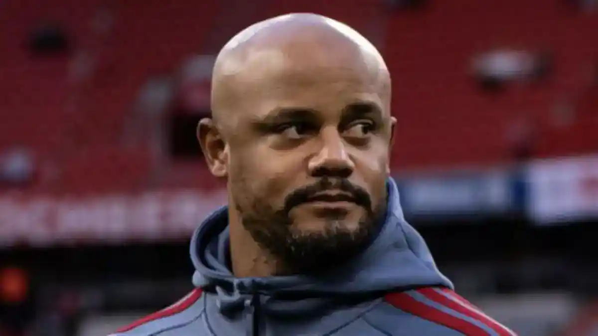 Kompany Mendapat Perawatan Medis Setelah Pingsan di Pusat Latihan Bayern