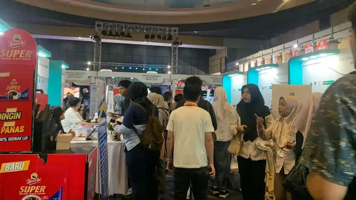 Dari Tangerang ke Bursa Kerja: Reza dan Ibunya Menyusun Langkah Menuju Masa Depan