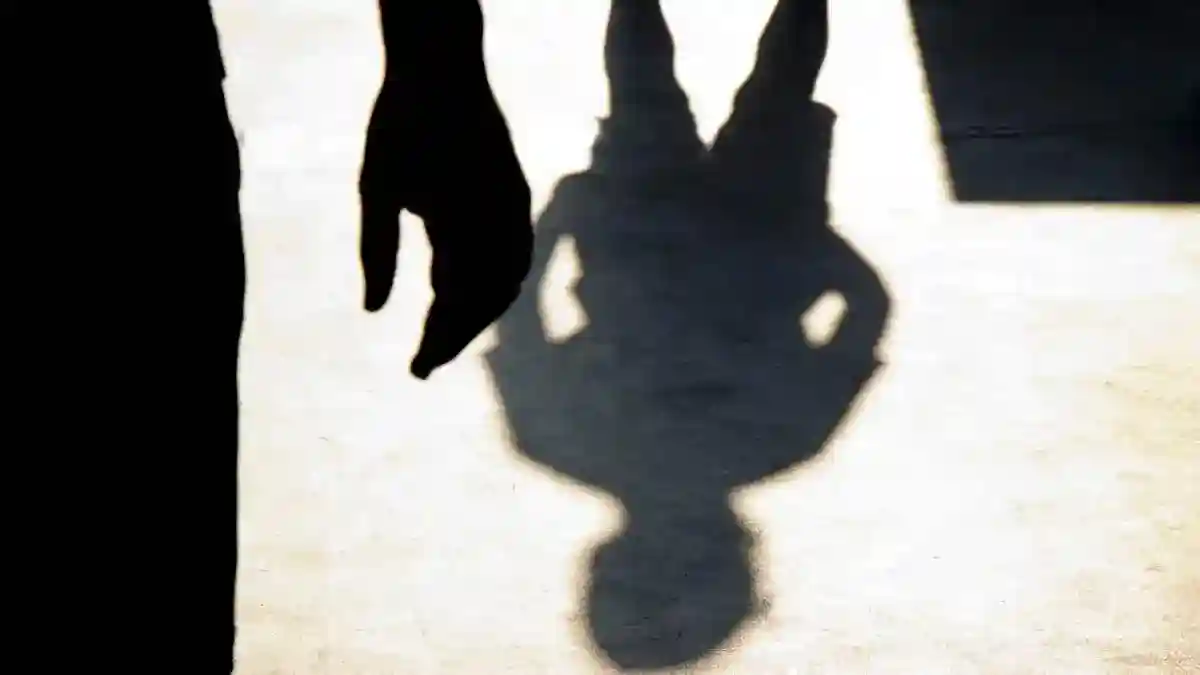 Dugaan Perundungan terhadap 13 Siswi SMP di Ciputat: Tantangan, Pemaksaan, dan Permintaan Uang