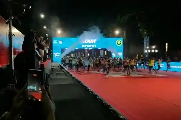 Pramono Anung Lepas Peserta Maraton Jakarta Running Festival 2026