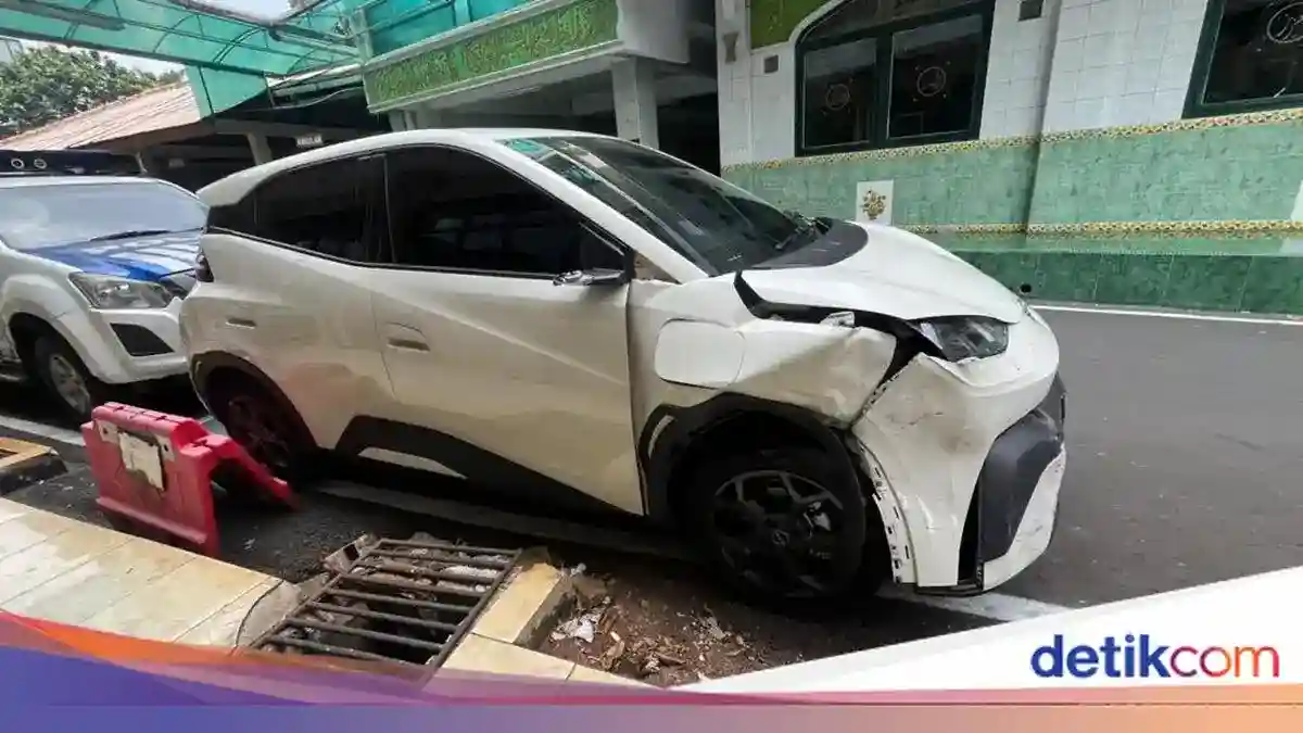Kecelakaan Beruntun di Blok M: Kronologi dan Risiko Banting Setir