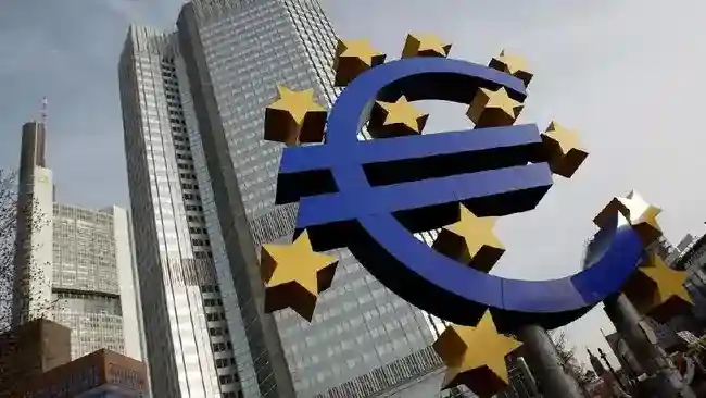 Yen dan Franc Swiss Menguat Saat Dolar AS Kehilangan Daya Tarik sebagai Aset Aman