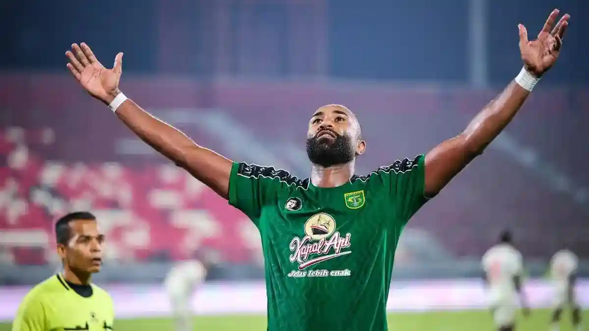 Persebaya Taklukkan Madura United, Bhayangkara FC dan PSM Berbagi Poin