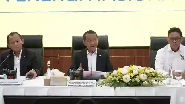 Bahlil Jamin Pertalite dan Biosolar Tak Naik hingga Akhir 2026