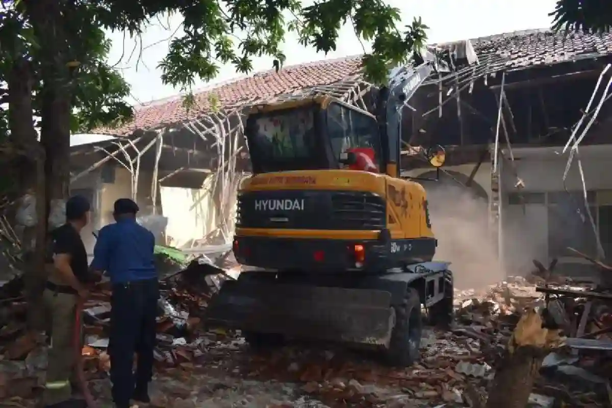 Bangunan di Aset Pemkot Surabaya Ditertibkan setelah Retribusi Menunggak Lebih dari Satu Dekade