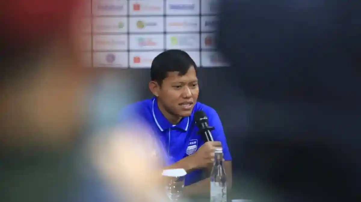 Adam Alis Ungkap Peran Bobotoh di Balik Kemenangan Dramatis Persib