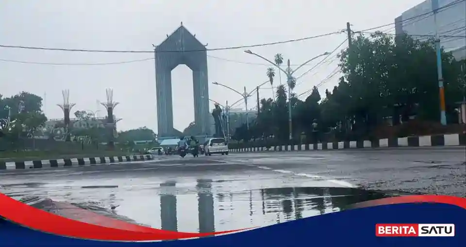 Hujan Dua Hari Meredakan Kabut di Palangka Raya, Penerbangan Masih Terganggu
