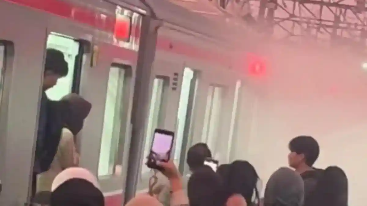 Gangguan KRL Jakarta Kota–Bogor Usai Pantograf Mengeluarkan Percikan Api