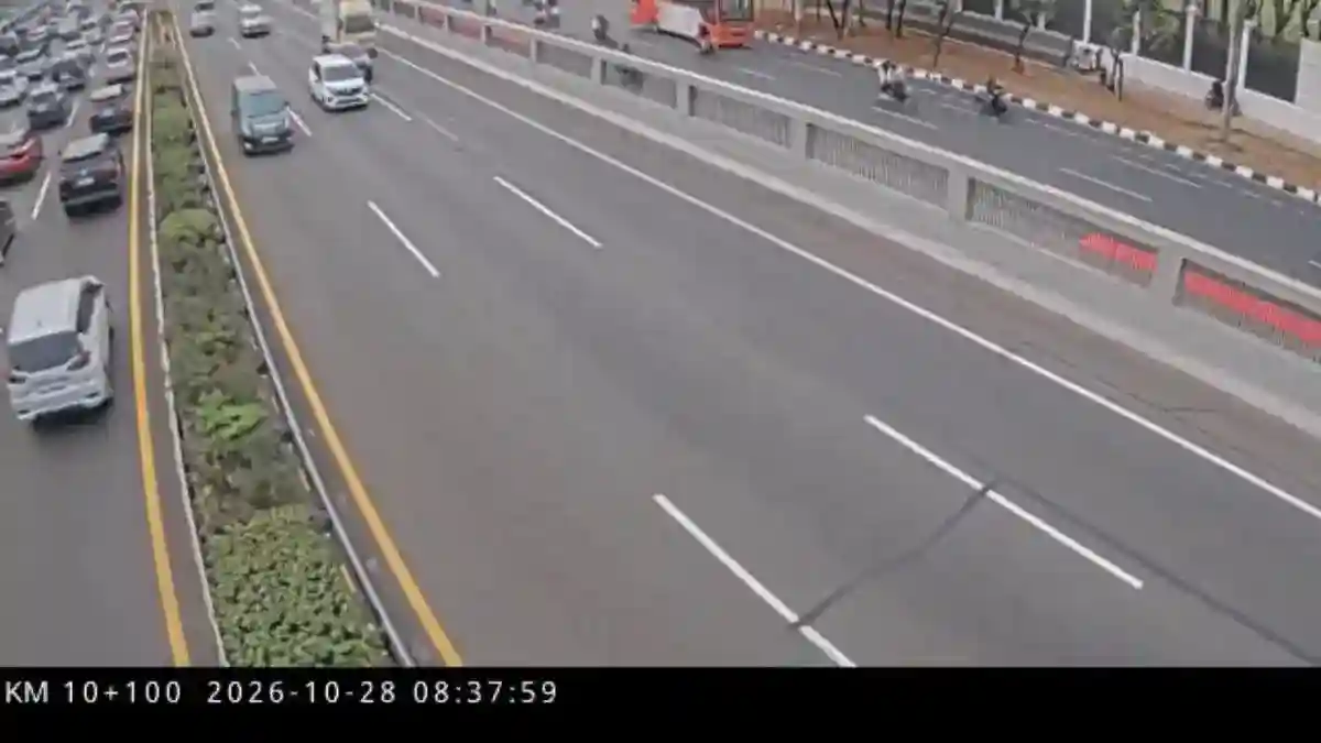 Menjelang Demo 28 Oktober, Kepadatan Terpantau di Sejumlah Ruas Tol Dalam Kota
