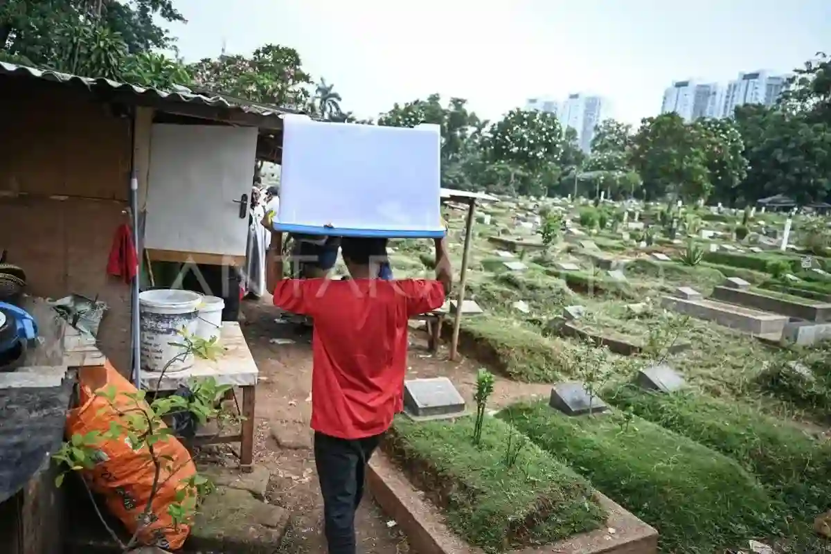 DKI Atasi Keterbatasan Makam dengan Relokasi Warga dan Rencana Lahan Baru