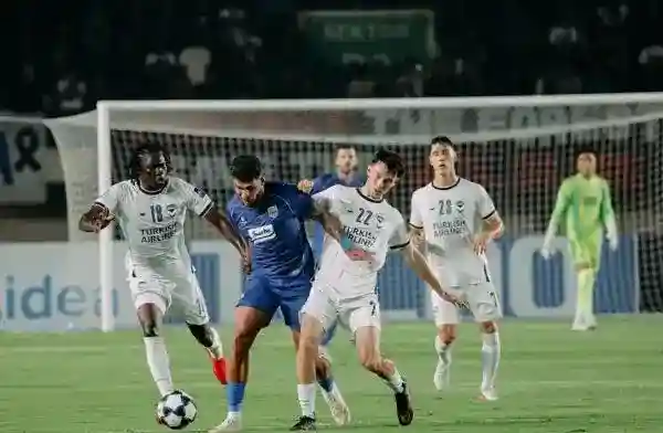 Persib Tertahan Tanpa Gol, Pertahanan Melbourne Victory Sulit Ditembus