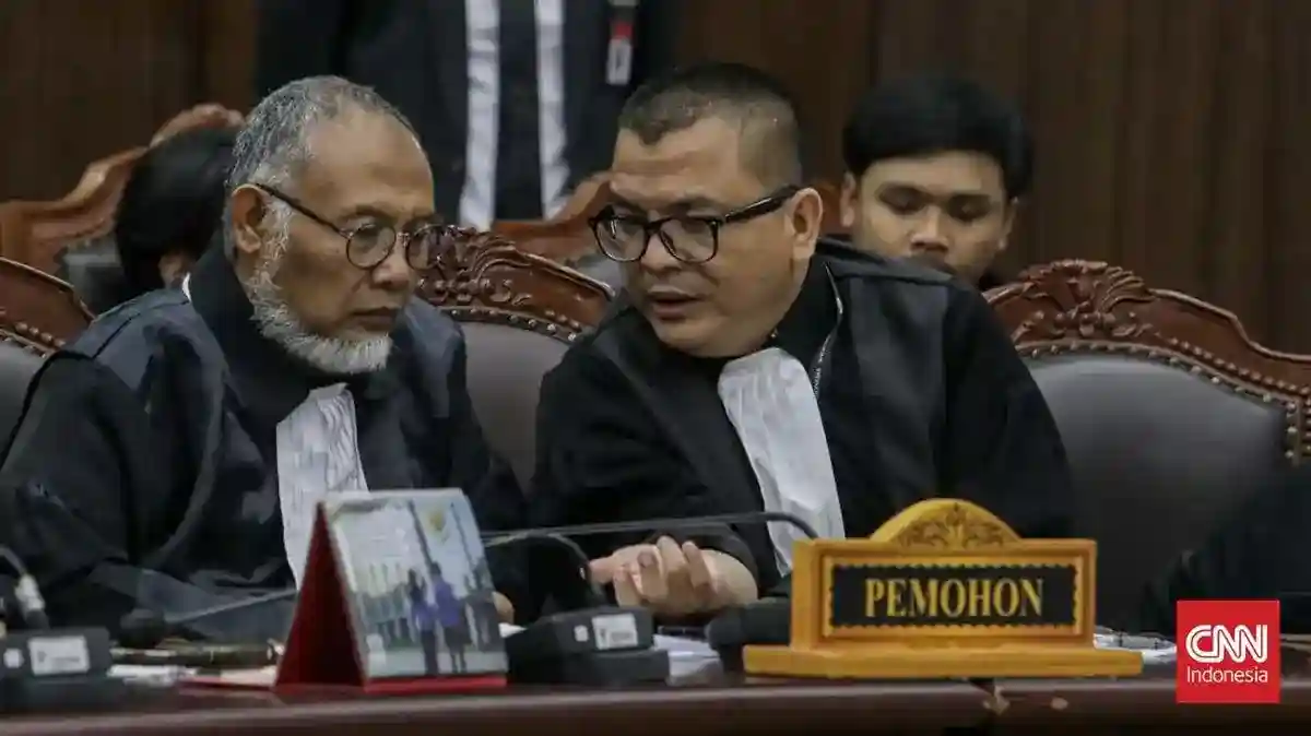 Denny Indrayana Jelaskan Keputusan Mundur dari Sidang Sengketa Suket Gibran