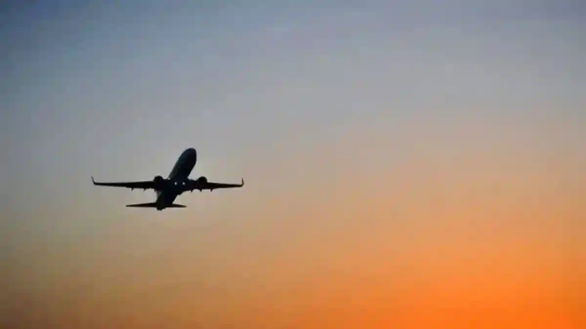 Pramugara Super Air Jet Mengaku Dipukul Penumpang setelah Penerbangan Tertunda