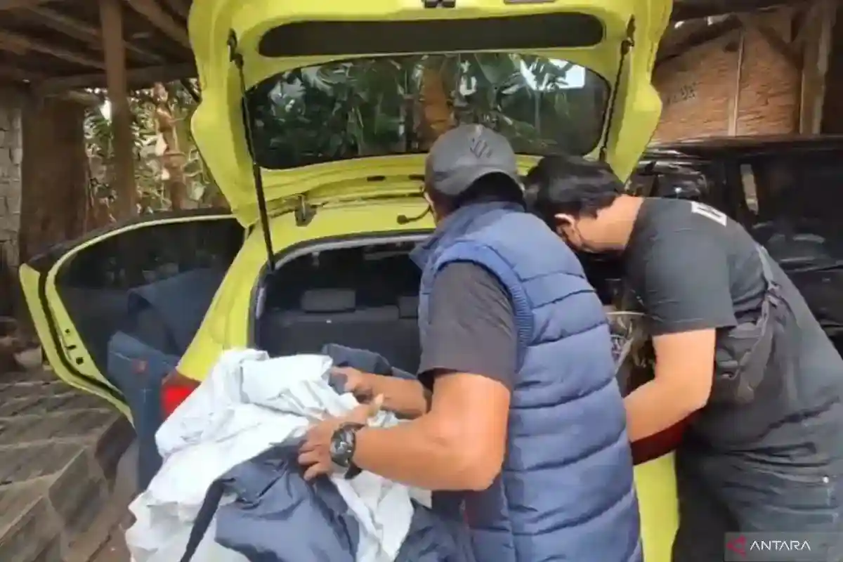 Delapan Orang Diamankan dalam Operasi Narkoba di Kampung Berlan