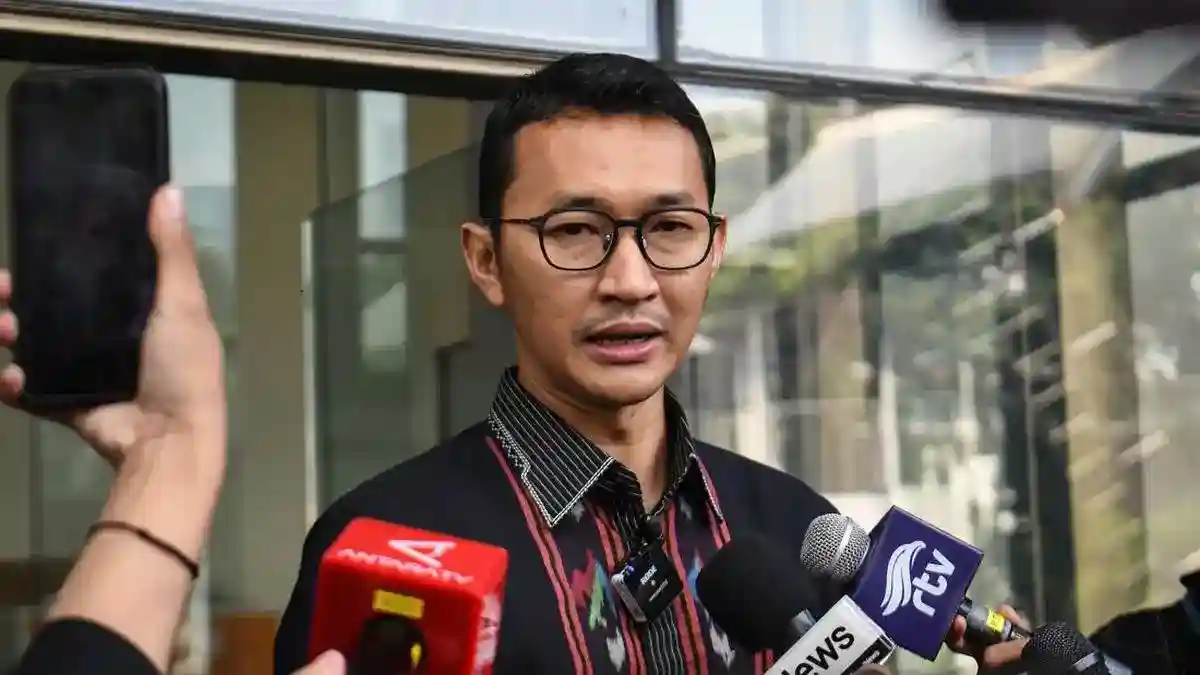 KPK Geledah Dua Kantor Bea Cukai di Semarang, Uang Tunai Disita