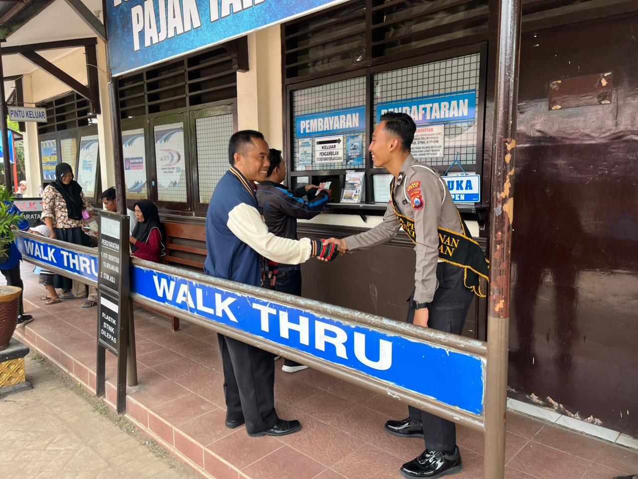 Polisi Jemput Bola Lewat Program Polantas Menyapa